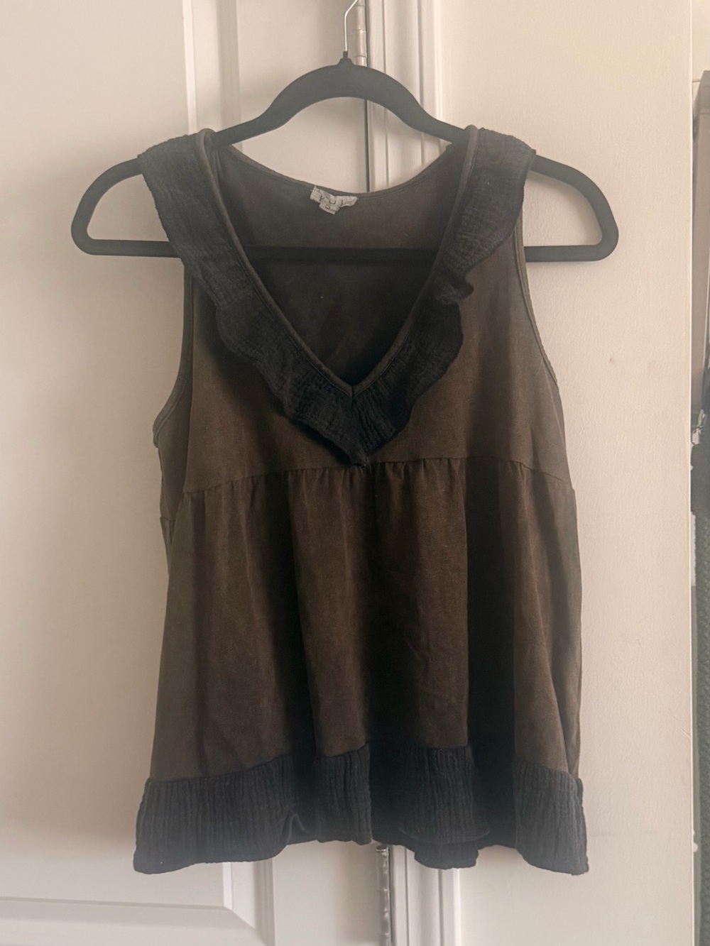 POL Brown Boho Sleeveless V-Neck Ruffle-Trim Camisole